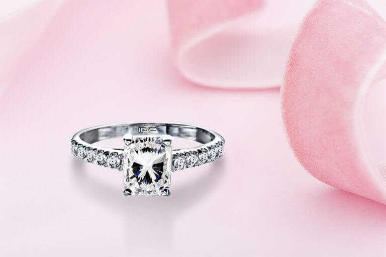 10 pitanja koja treba da postavite pre kupovine vereničkog prstena