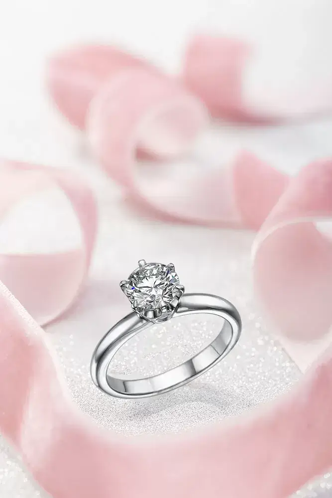 Solitaire dijamantski verenički prsten