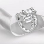 Verenički prsten sa dijamantom baget reza