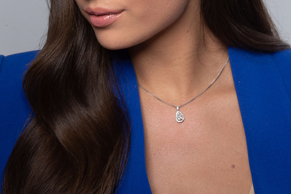 Dijamantski nakit za poslovne prilike