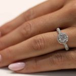 Halo ili solitaire dijamantski verenički prsten