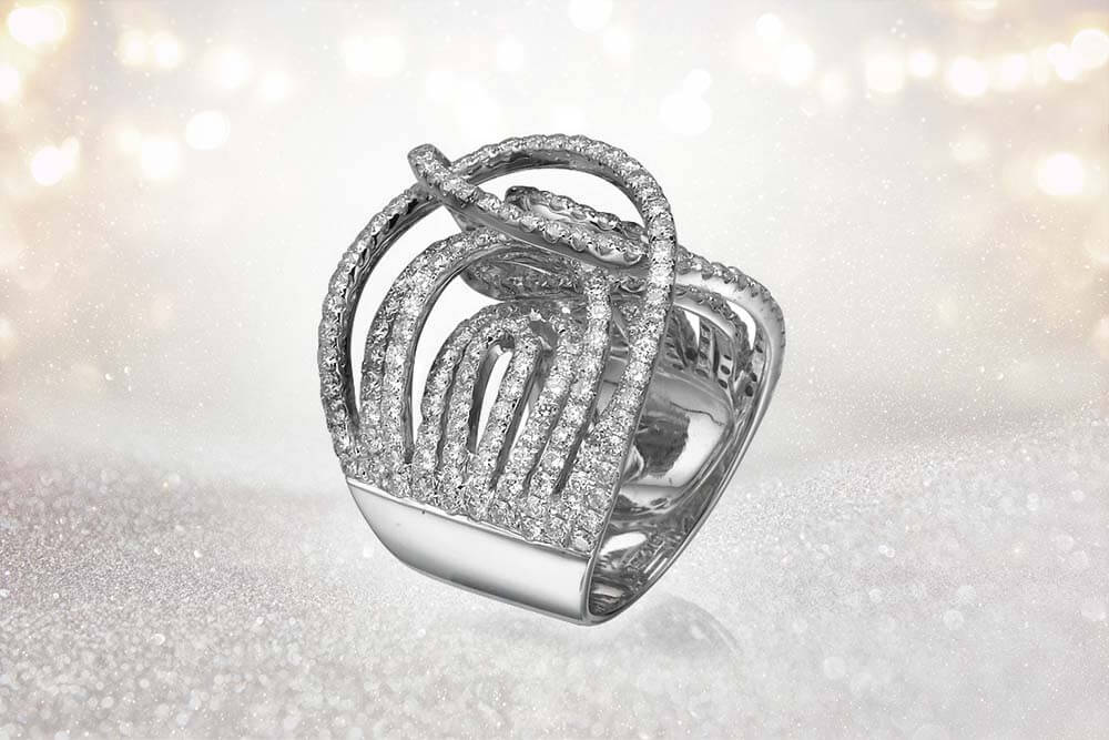 Dijamantski nakit za novogodišnji stajling