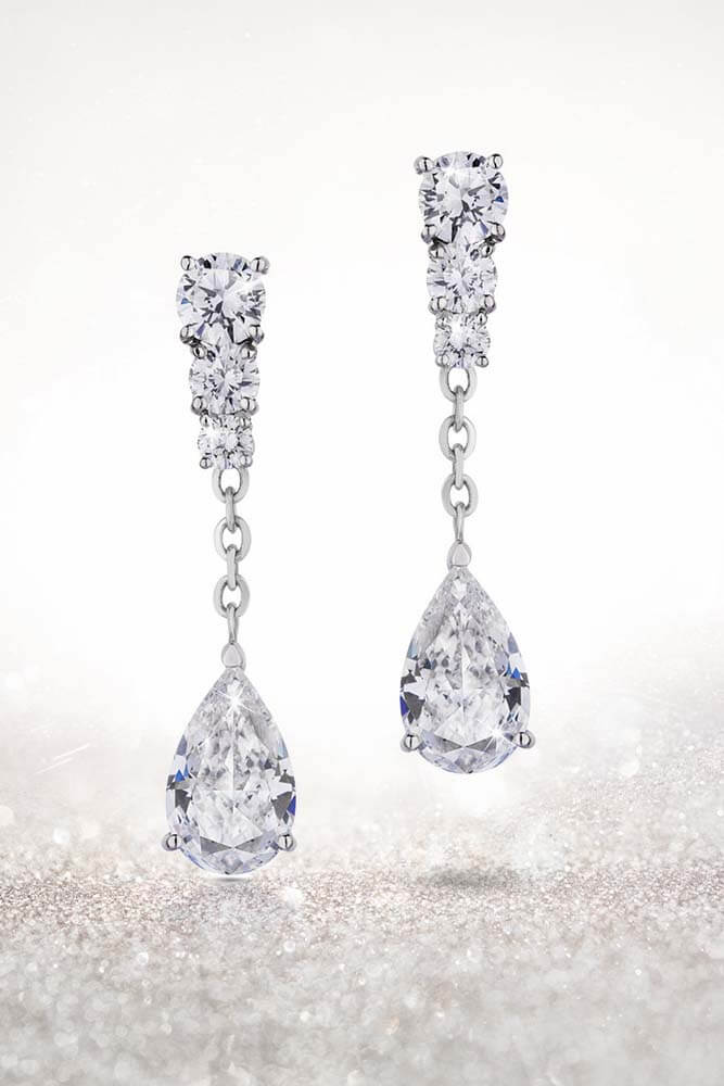 Dijamantski nakit za novogodišnji stajling