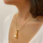 Dijamantske ogrlice sa biserom