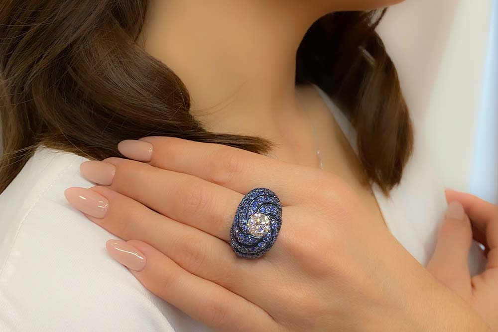 Minimalistički ili statement dijamantski nakit