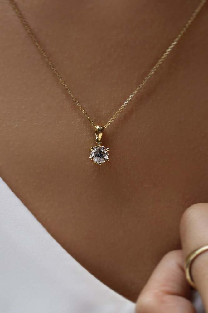 Minimalistički ili statement dijamantski nakit