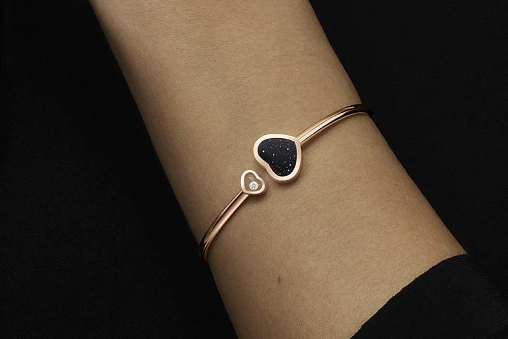 Na kojoj ruci se nosi narukvica