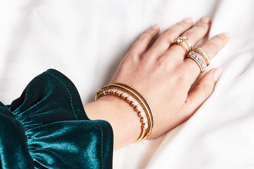 Na kojoj ruci se nosi narukvica