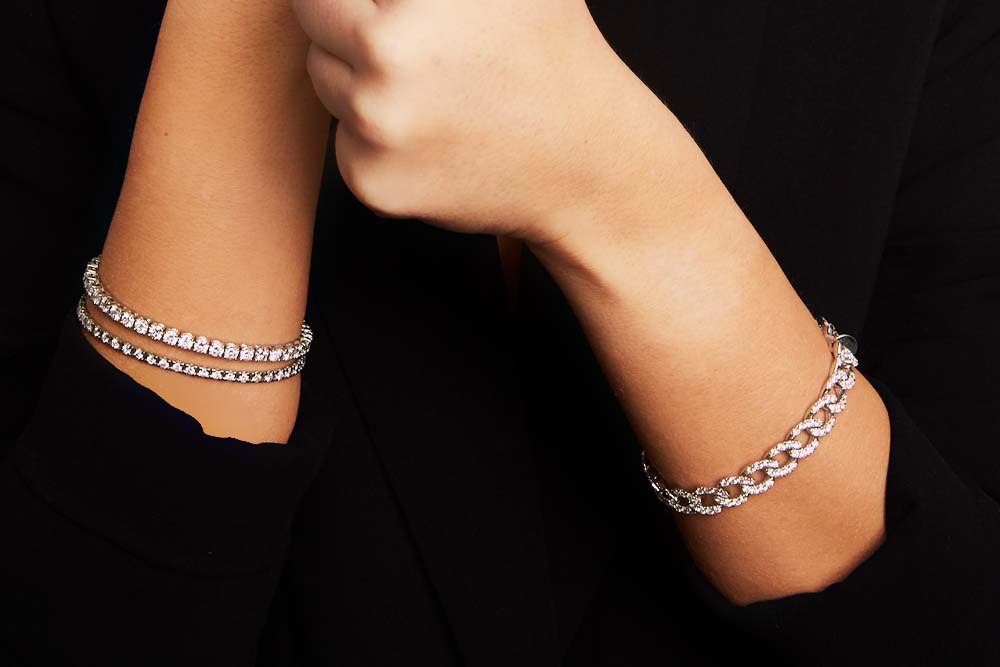 Na kojoj ruci se nosi narukvica