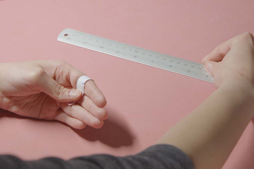 Kako izmeriti veličinu prstena