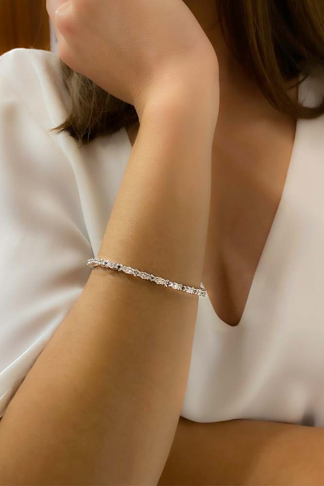 Koji model dijamantske narukvice odabrati prema stilu