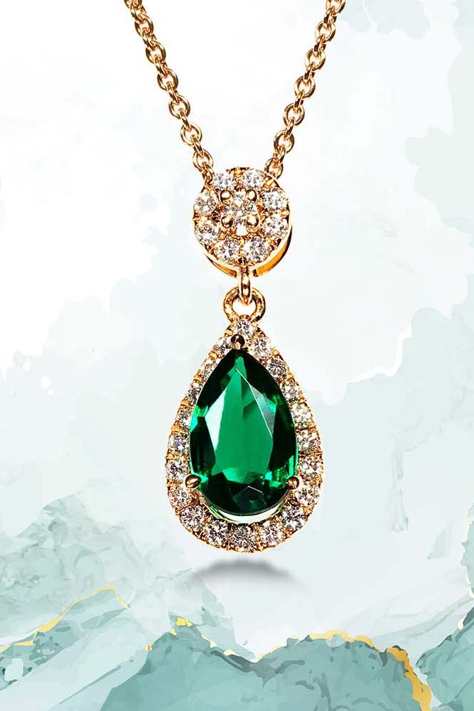 Zašto je smaragd omiljeni dragi kamen poznatih